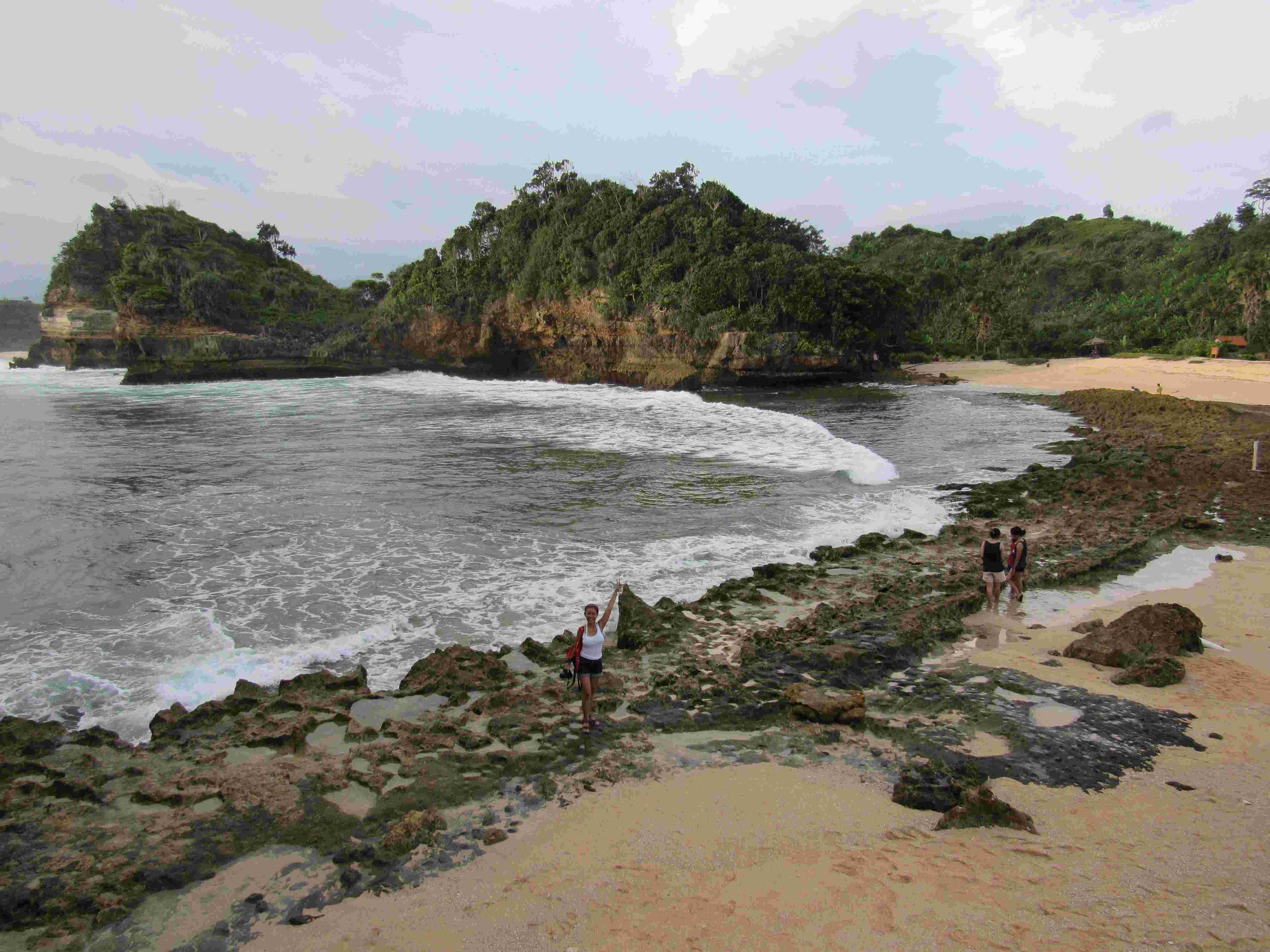 Wisata Pantai Batu Bengkung Malang Tempat Wisata Indonesia 