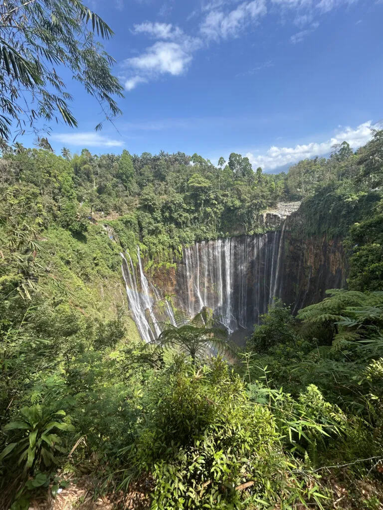 air terjun tumpak sewu malang