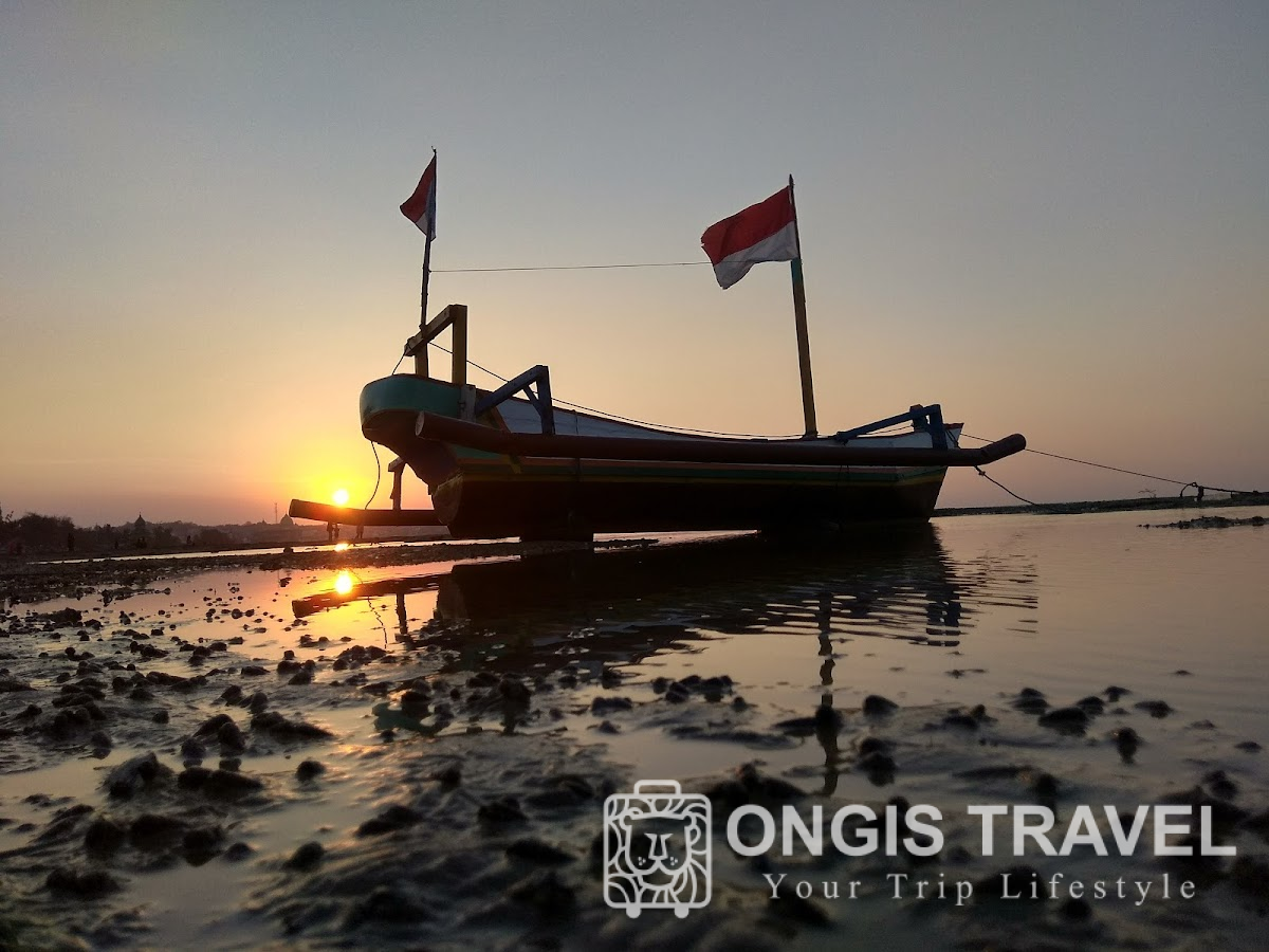 Pantai Lorena