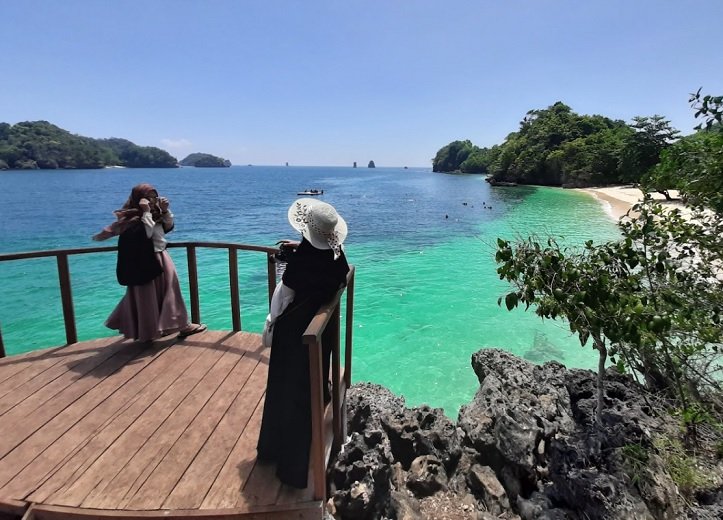 pantai di malang selatan